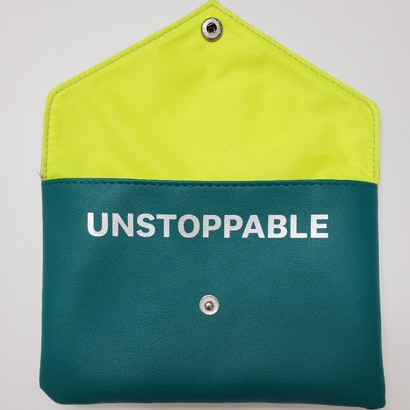 Ipsy Makeup Bag - Picture 5 of 5